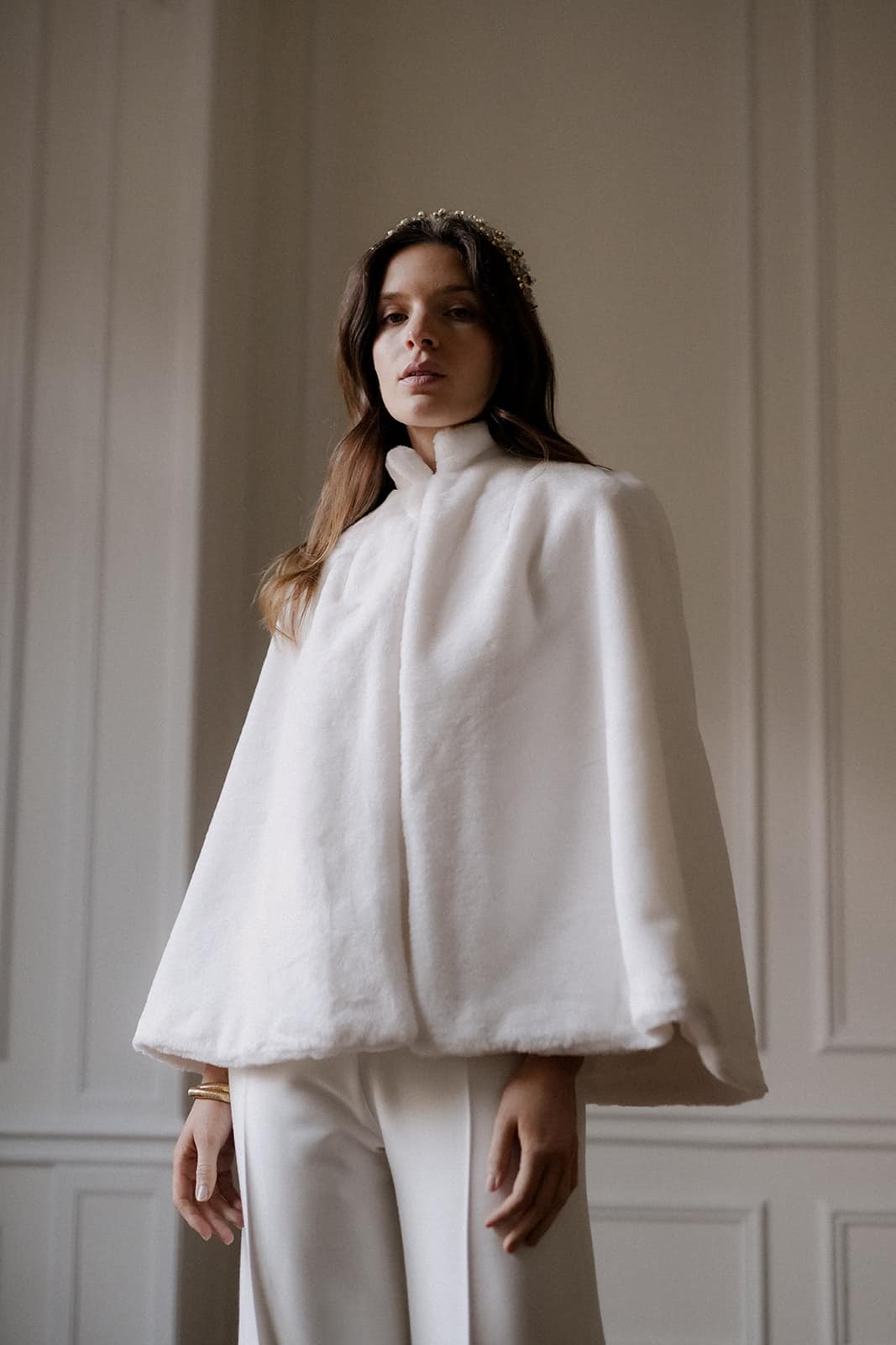 Cape de mariée en fourrure Inna